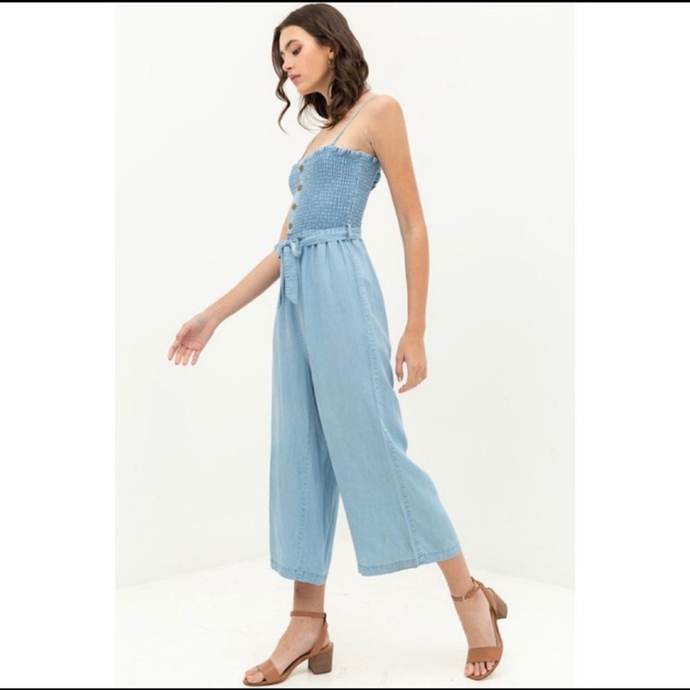 1 L Left!✨Denim Tencel Tie Waist Cropped Jumpsuit - Picture 3 of 7